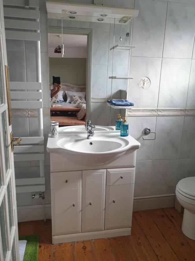 Harry'S Bed And Breakfast CBG Buitenkant foto