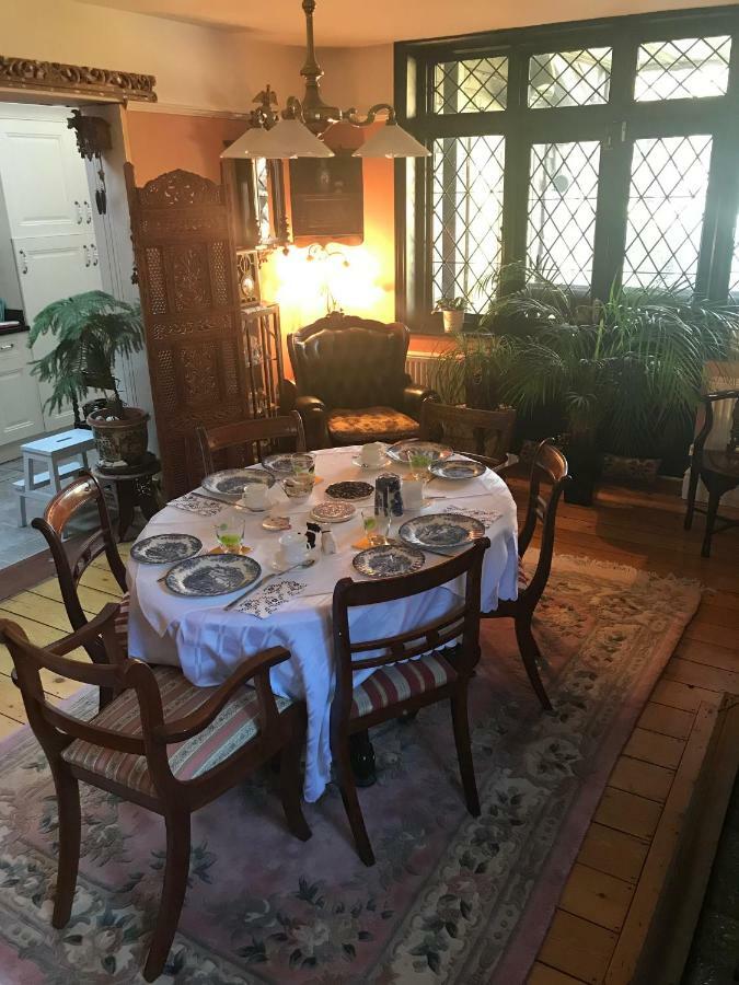 Harry'S Bed And Breakfast CBG Buitenkant foto