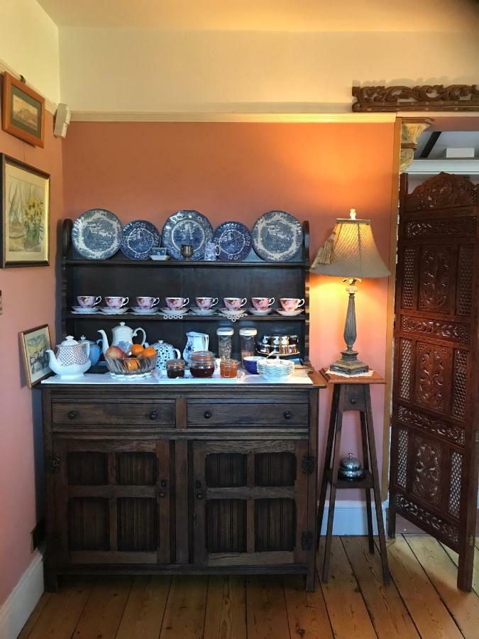 Harry'S Bed And Breakfast CBG Buitenkant foto