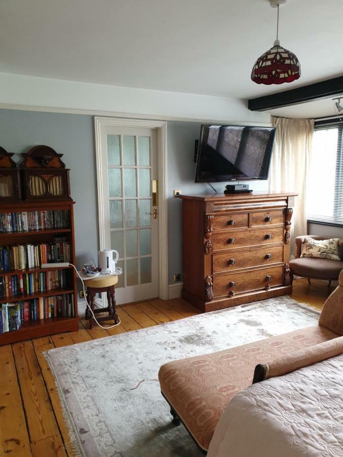 Harry'S Bed And Breakfast CBG Buitenkant foto